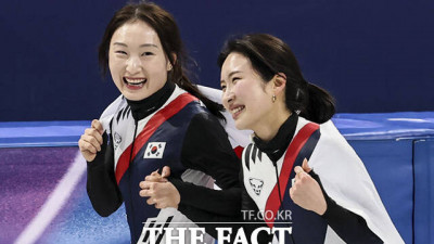 [동계올림픽] 고생했어, 고마워… 女쇼트트랙 대표팀, 주장 최민정과 작별
