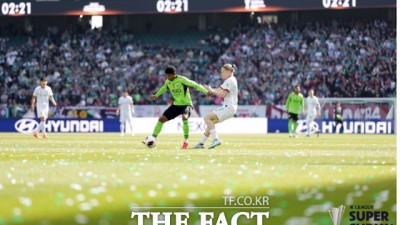 '야구 설움' 씻은 K리그, 전 경기 5년 중계권 독립 의미 [박순규의 창]