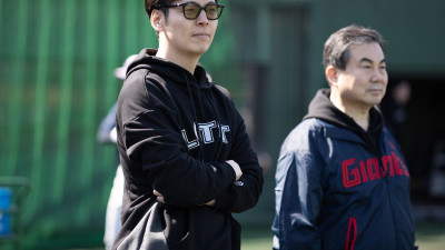 한일 롯데 자매구단의 대결, 신유열 미래성장실장도 방문