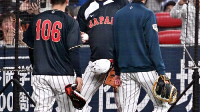 [포토]오릭스와의 연습경기 준비하는 오타니