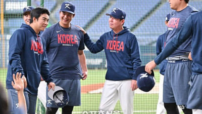 ‘문현빈이야, 손주영이야?’ 문현빈, 오릭스전 ‘29번’ 달고 뛴 사연 [SS오사카in]