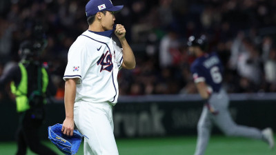 화끈한 방망이 뒤 물음표 남긴 마운드…미리 맞은 예방주사 될까