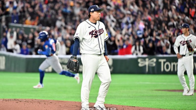 [포토]대만전 선제 홈런 내준 류현진