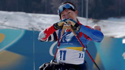 이재명 대통령, 패럴림픽 금메달 김윤지 향해 엄지척… “韓 스포츠 역사 새 이정표”