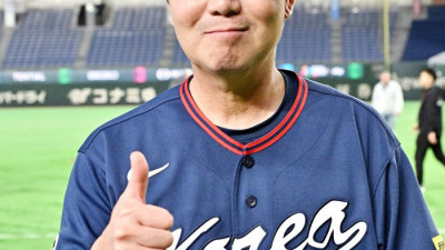 ‘17년 만의 8강’ 류지현 감독의 헌사 “갑작스러운 투입에도 버텨준 노경은, 존경스럽다” [SS도쿄in]