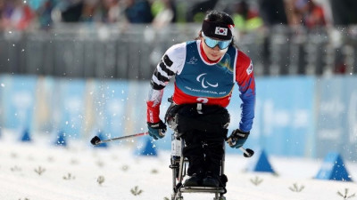 ‘또 포디움!’ 김윤지, 커로스컨트리 10㎞ 인터벌 ‘은메달’ 추가…사상 첫 ‘1인 3메달’ 신화 [2026 밀라노]