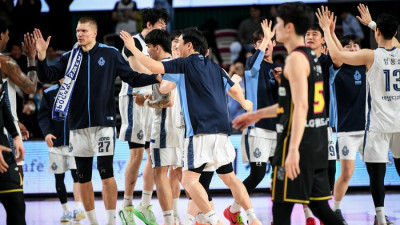 막을 수 없는 ‘소노의 질주’, 1위팀 꺾고 창단 첫 6연승→‘원 팀’으로 거듭났다 [SS포커스]