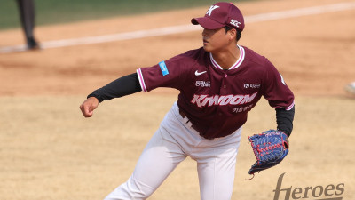 ‘1이닝 2실점’ 박준현 첫 등판 지켜본 사령탑의 주문 “다음은 직구 위주로”