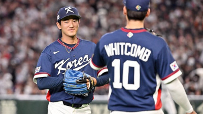 8강전 애초 ‘게임’이 안됐다? 몸쪽 깊은 체인지업도 장외로→대표팀이 못한 게 아닌, 도미니키가 ‘미친 화력’ 갖춘 것 [SS집중분석]