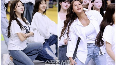 ‘청바지 미녀 군단’ KB손해보험 치어리더, 화려한 안무 공연!