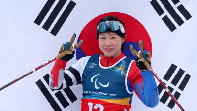 ‘5개 메달 새 역사 김윤지 “차근차근 보완해 육각형 선수 되고 싶다”