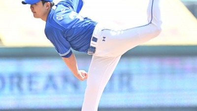 [포토]삼성 선발 이승민, 역동적으로!