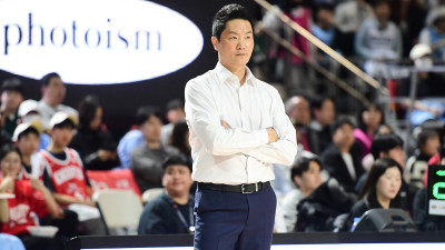 “우리가 자멸한 경기” 전희철 SK 감독의 아쉬움… 승자 소노 역시 ‘복기’ 모드