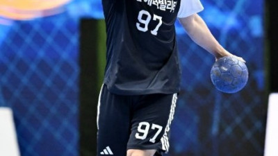 두산, 하남시청 꺾고 3연패 탈출…플레이오프 희망 이어간다