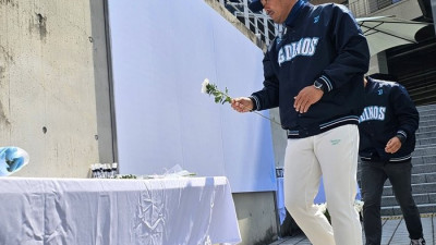 꽃은 피고 야구도 돌아왔지만…창원NC파크 사고 1주기 “다시 없어야 할 비극”[SS 현장속으로]