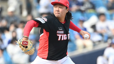 “밥 먹을 자격 없습니다”…‘0이닝 3실점’ KIA 김범수 자책→사령탑 “긴장했을 것” 감쌌다 [SS시선집중]