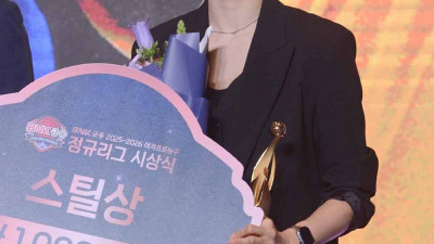 [SW포토]이해란,'스틸상 받았어요'