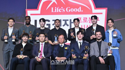 [포토] 2025-2026 프로농구 시상식 ‘영광의 수상자들’
