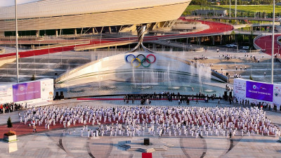 타슈켄트 2026명의 태권도 플래시몹 … 세계태권도청소년선수권 분위기 고조