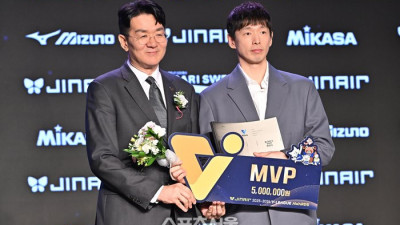 [포토]V-리그 정규리그 남자부 MVP 대한항공 한선수