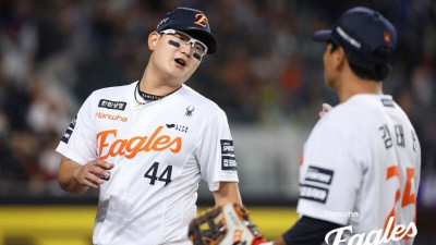 “김서현, 처음 던지는 투수 같더라”…한화, 쿠싱에게 뒷문 맡긴다