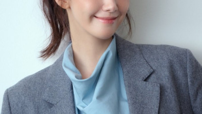 소녀시대 윤아가 잠실구장에 뜬다! 두산, 승리기원 시구 진행