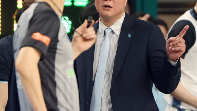 ‘4Q 대역전승’ 손창환 감독 “저돌적으로 붙은 선수들 고마워”…켐바오-최승욱-임동섭 ‘부상’ 악재 [SS창원in]
