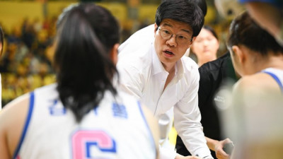 “한 경기 더” vs “오늘 끝낸다”…운명의 챔프전 3차전→삼성생명-KB 사령탑의 각오 [SS용인in]
