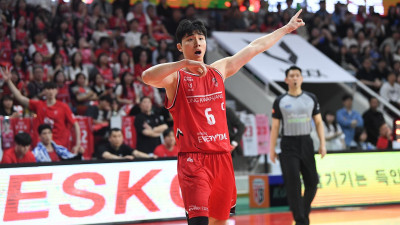 슈퍼팀 질주 막았다…투혼의 정관장, 복수혈전 성공