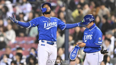 [포토] 디아즈 ‘안타 쳤어’